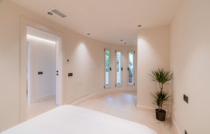 Resale - Ground floor apartment - Marbella - Nueva Andalucia