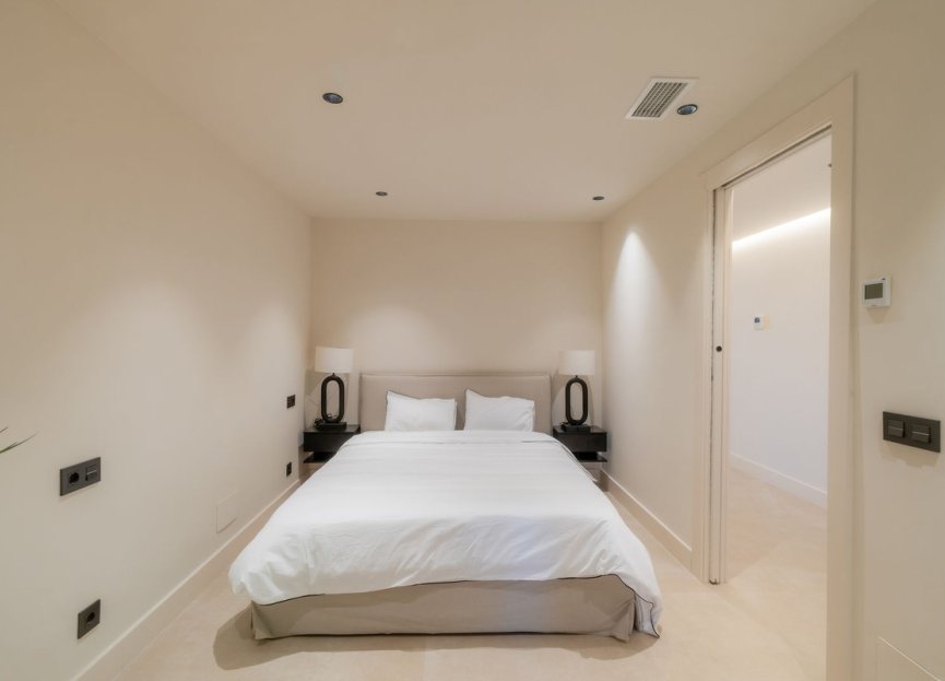 Resale - Ground floor apartment - Marbella - Nueva Andalucia