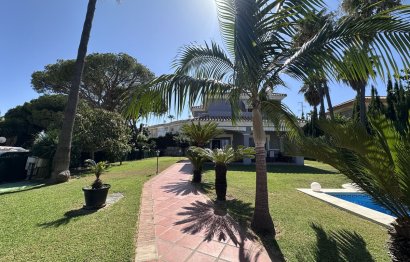 Resale - House - Detached Villa - Estepona - Bel Air
