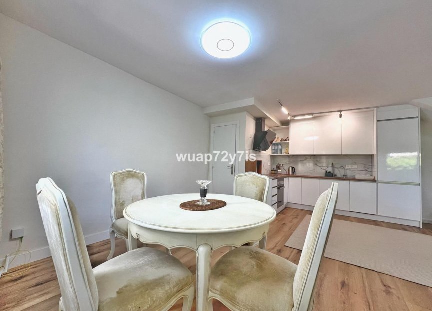 Resale - House - Semi-Detached House - Estepona - Benamara