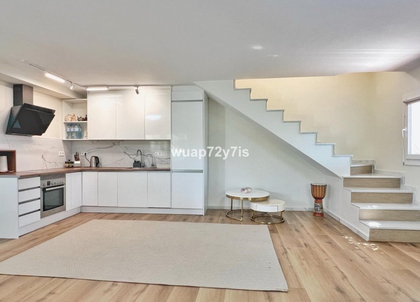 Resale - House - Semi-Detached House - Estepona - Benamara