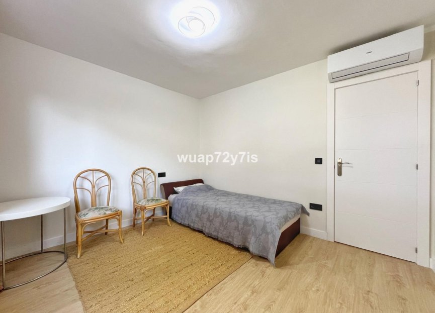 Resale - House - Semi-Detached House - Estepona - Benamara