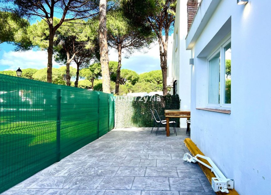 Resale - House - Semi-Detached House - Estepona - Benamara