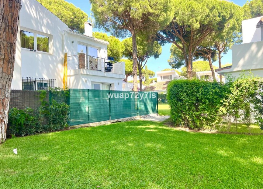 Resale - House - Semi-Detached House - Estepona - Benamara