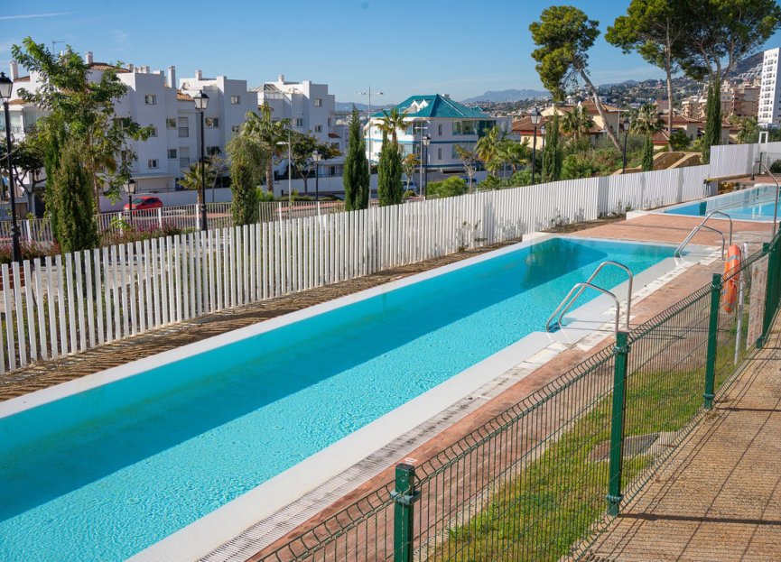 Resale - Apartment - Middle Floor Apartment - Benalmádena - Torrequebrada