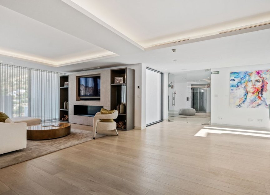 Resale - Apartment - Middle Floor Apartment - Marbella - Marbella Centro