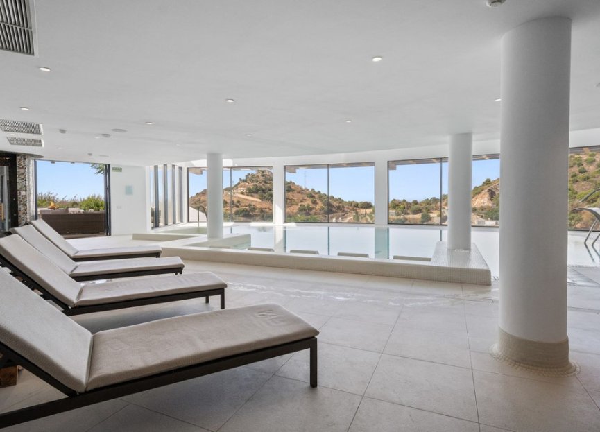 Resale - Apartment - Middle Floor Apartment - Marbella - Marbella Centro