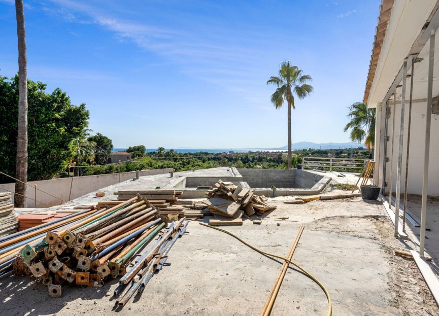 Resale - House - Detached Villa - Marbella - Elviria