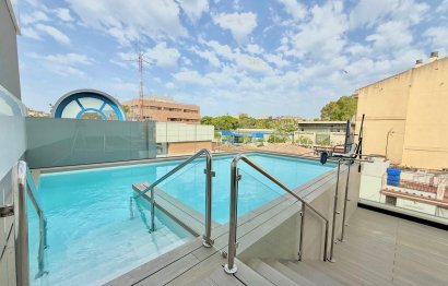 Resale - Apartment - Middle Floor Apartment - Fuengirola - Fuengirola Centro