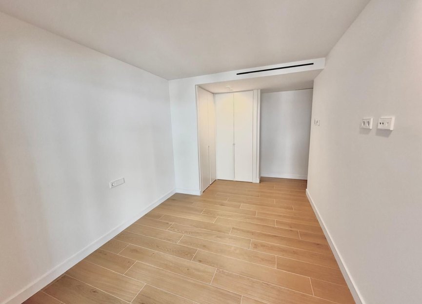 Resale - Apartment - Middle Floor Apartment - Fuengirola - Fuengirola Centro