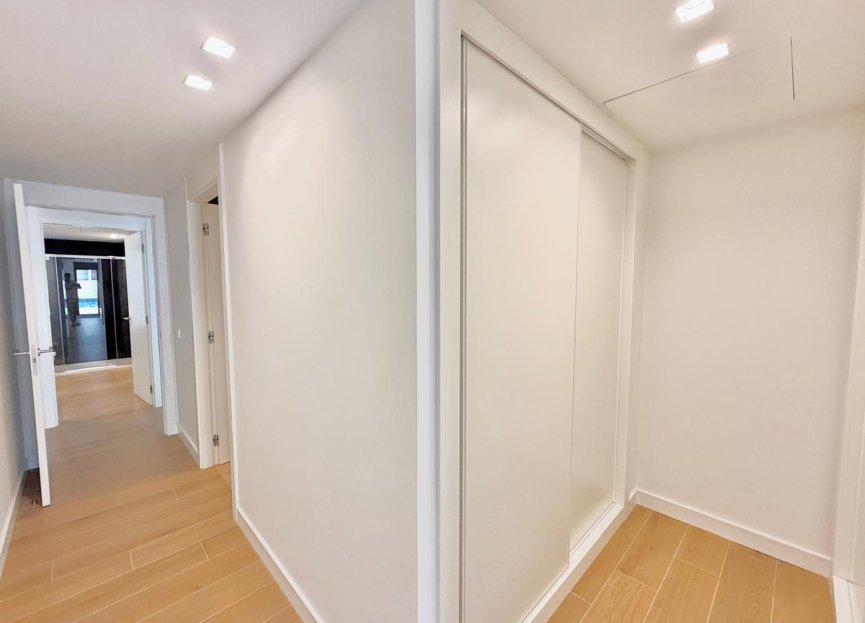 Resale - Apartment - Middle Floor Apartment - Fuengirola - Fuengirola Centro