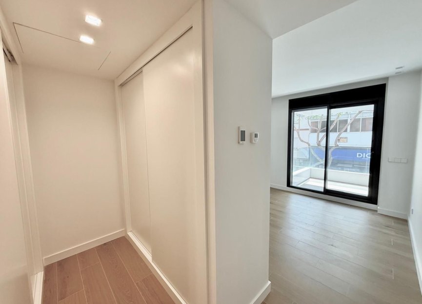 Resale - Apartment - Middle Floor Apartment - Fuengirola - Fuengirola Centro