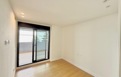 Resale - Apartment - Middle Floor Apartment - Fuengirola - Fuengirola Centro