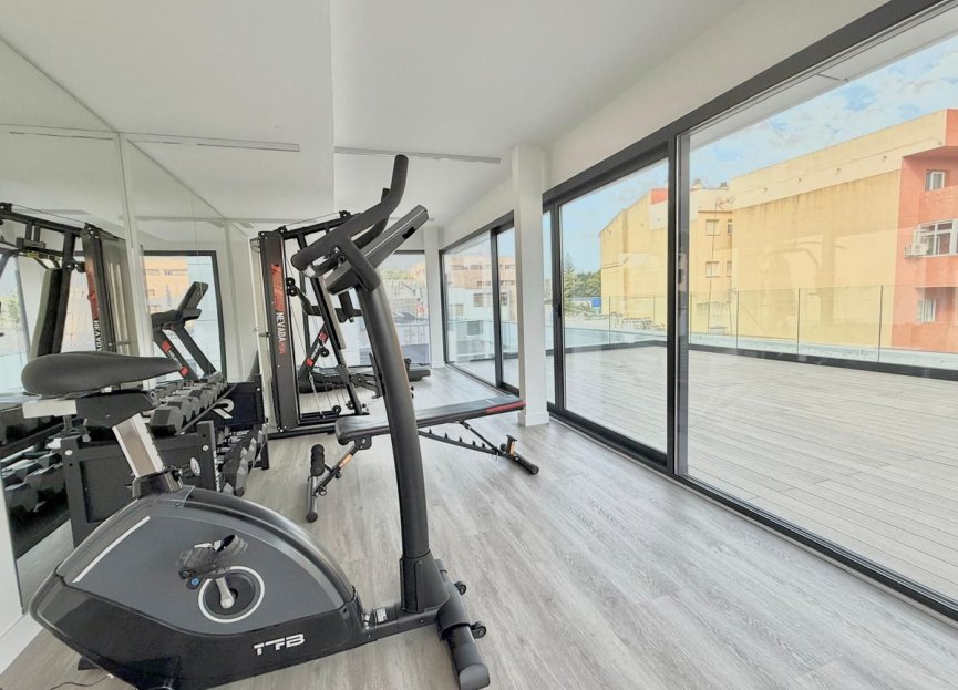 Resale - Apartment - Middle Floor Apartment - Fuengirola - Fuengirola Centro