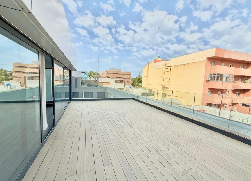 Resale - Apartment - Middle Floor Apartment - Fuengirola - Fuengirola Centro