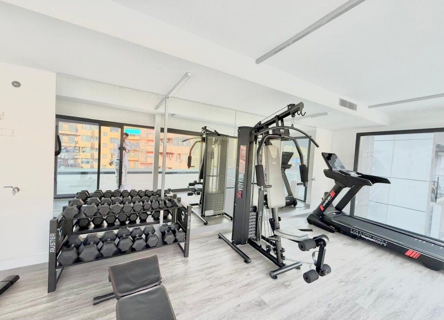 Resale - Apartment - Middle Floor Apartment - Fuengirola - Fuengirola Centro