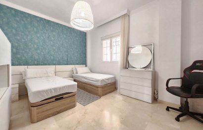 Reventa - Apartment - Middle Floor Apartment - Marbella - Nueva Andalucia