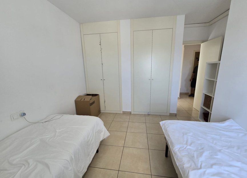 Resale - Apartment - Middle Floor Apartment - Marbella - Nueva Andalucia