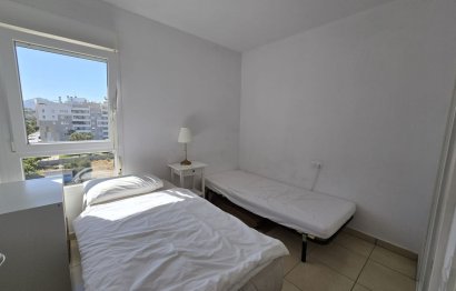 Resale - Apartment - Middle Floor Apartment - Marbella - Nueva Andalucia
