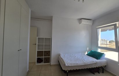 Resale - Apartment - Middle Floor Apartment - Marbella - Nueva Andalucia