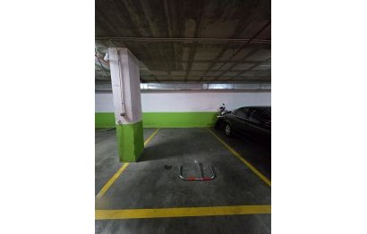 Resale - Apartment - Middle Floor Apartment - Marbella - Nueva Andalucia