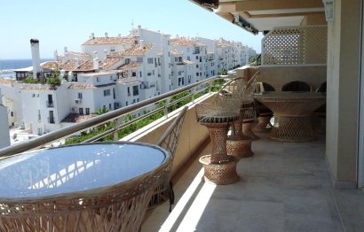 Resale - Apartment - Middle Floor Apartment - Marbella - Puerto Banús