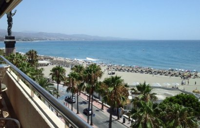 Resale - Apartment - Middle Floor Apartment - Marbella - Puerto Banús