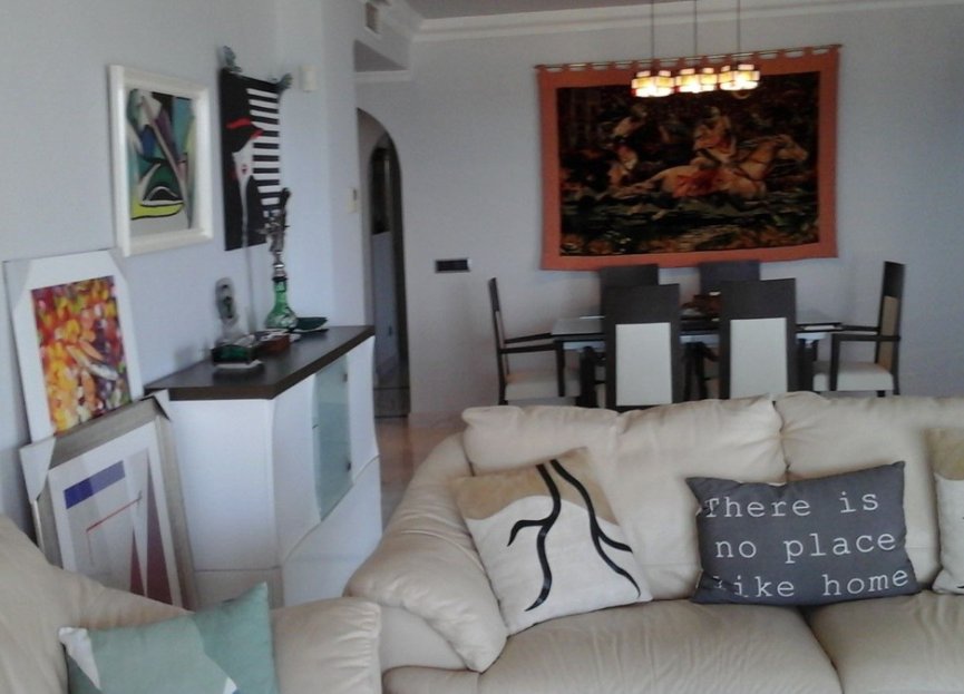 Resale - Apartment - Middle Floor Apartment - Marbella - Puerto Banús