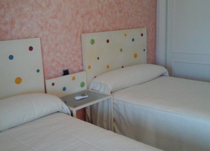 Resale - Apartment - Middle Floor Apartment - Marbella - Puerto Banús