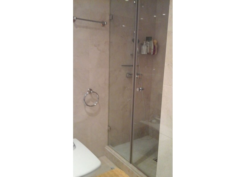 Resale - Apartment - Middle Floor Apartment - Marbella - Puerto Banús