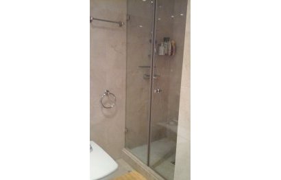 Resale - Apartment - Middle Floor Apartment - Marbella - Puerto Banús