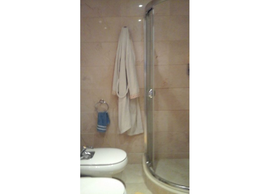 Resale - Apartment - Middle Floor Apartment - Marbella - Puerto Banús