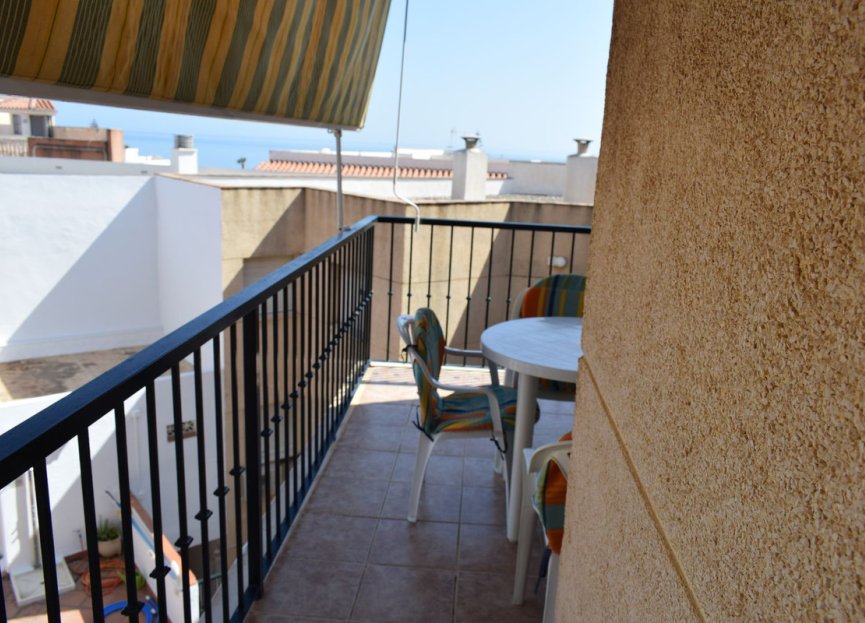 Resale - Apartment - Middle Floor Apartment - Estepona - El Morche