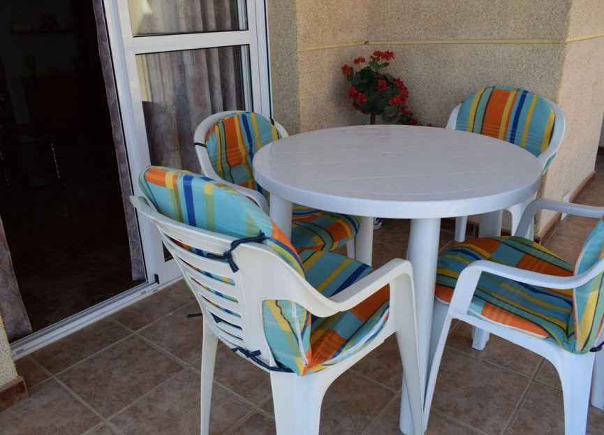 Resale - Apartment - Middle Floor Apartment - Estepona - El Morche