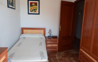 Resale - Apartment - Middle Floor Apartment - Estepona - El Morche