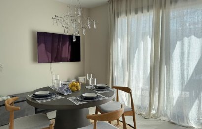 Resale - Apartment - Middle Floor Apartment - Estepona - Estepona Centro