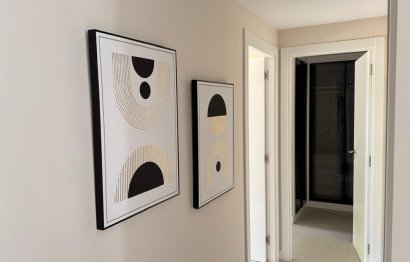 Resale - Apartment - Middle Floor Apartment - Estepona - Estepona Centro