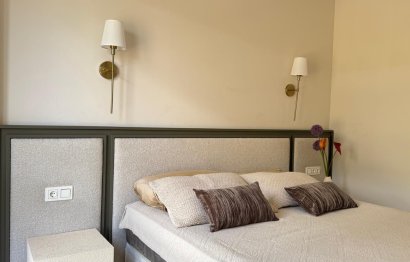 Resale - Apartment - Middle Floor Apartment - Estepona - Estepona Centro