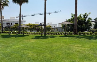 Resale - Apartment - Middle Floor Apartment - Estepona - Estepona Centro