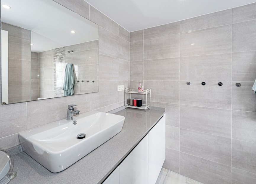 Resale - Apartment - Penthouse - Manilva - La Duquesa