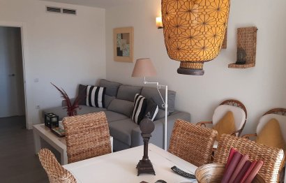 Resale - Apartment - Middle Floor Apartment - Estepona - Estepona Centro