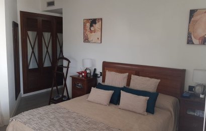 Resale - Apartment - Middle Floor Apartment - Estepona - Estepona Centro