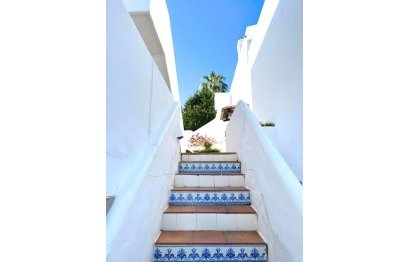 Resale - Ground floor apartment - Marbella - Nueva Andalucia