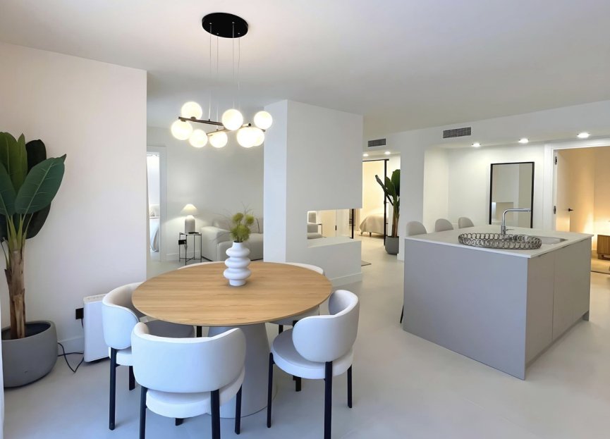 Resale - Ground floor apartment - Marbella - Nueva Andalucia