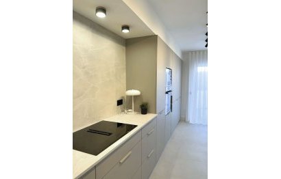 Resale - Ground floor apartment - Marbella - Nueva Andalucia