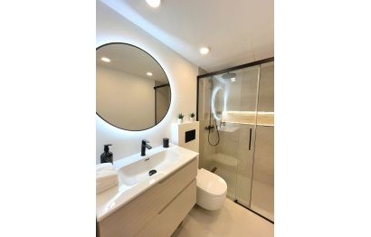 Resale - Ground floor apartment - Marbella - Nueva Andalucia