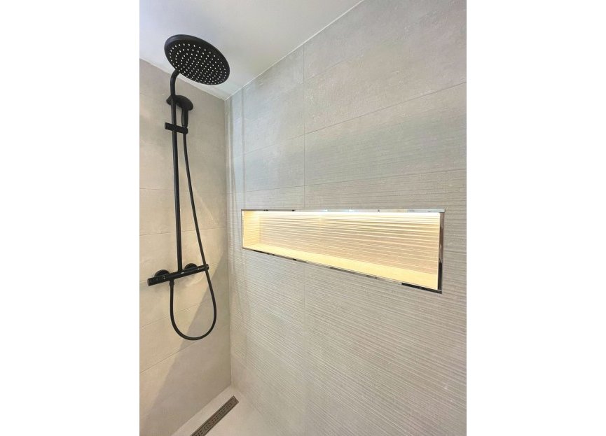 Resale - Ground floor apartment - Marbella - Nueva Andalucia