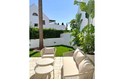 Resale - Ground floor apartment - Marbella - Nueva Andalucia