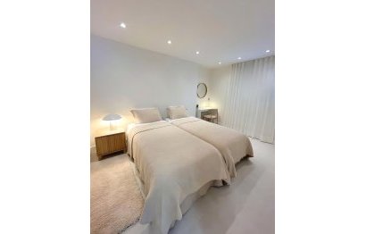 Resale - Ground floor apartment - Marbella - Nueva Andalucia