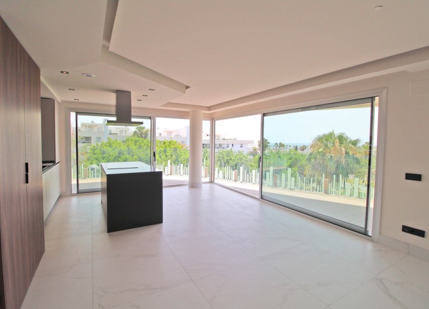 Resale - Apartment - Middle Floor Apartment - Marbella - San Pedro De Alcantara